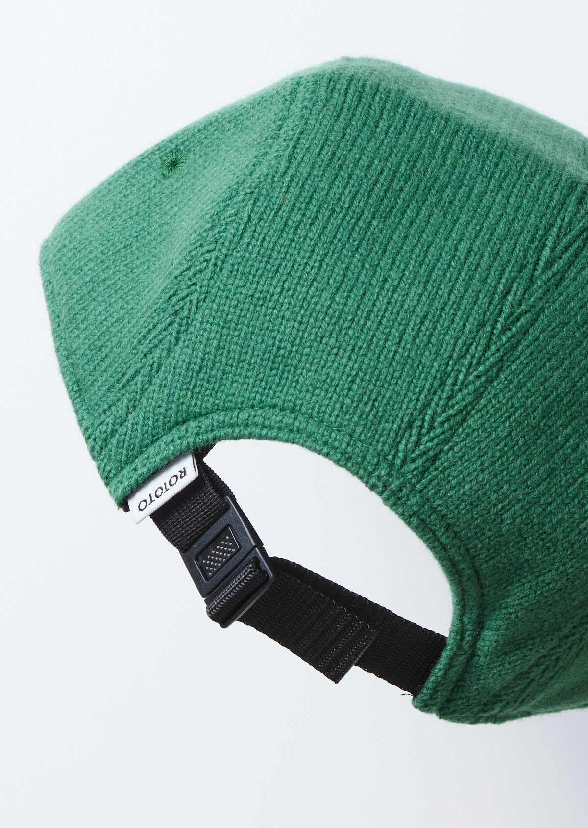 MERINO LAMBS WOOL JET CAP