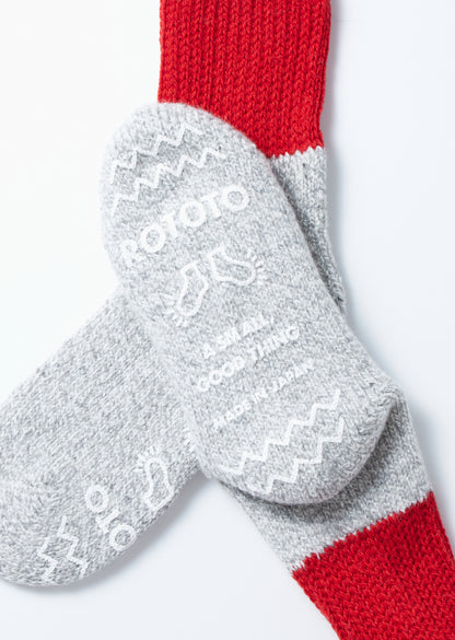 RETRO WINTER ROOM SOCKS