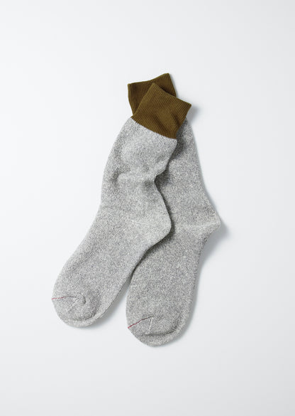 OLIVE / GRAY