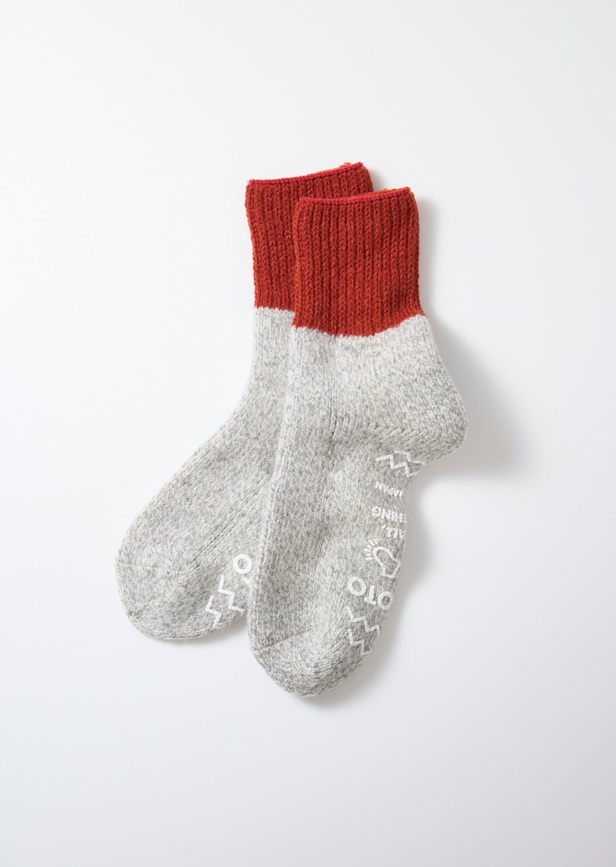 レトロ ウィンタールームソックス - R1618｜靴下｜ROTOTO公式通販