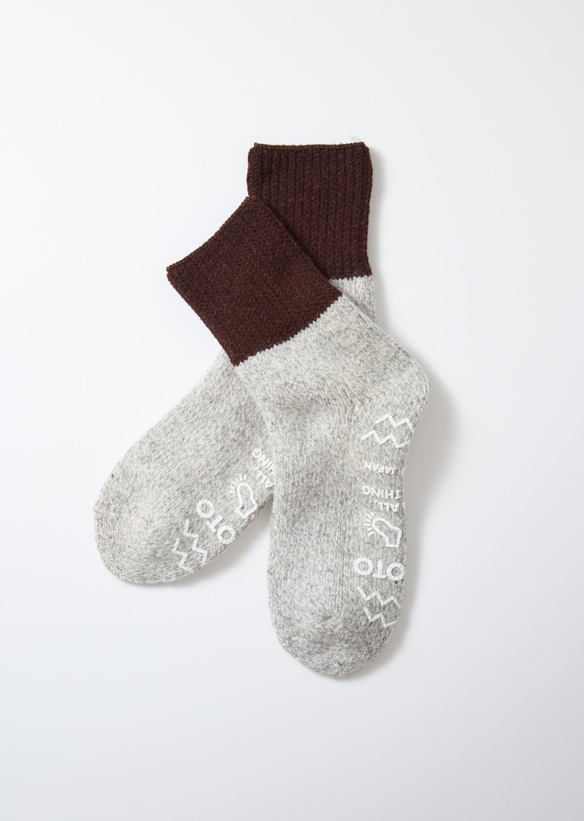 レトロ ウィンタールームソックス - R1618｜靴下｜ROTOTO公式通販