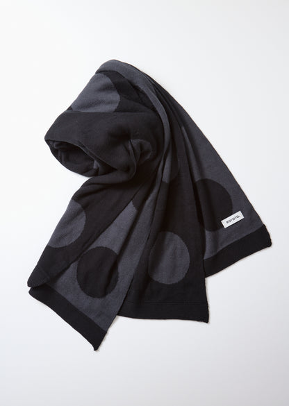 BLACK / CHARCOAL