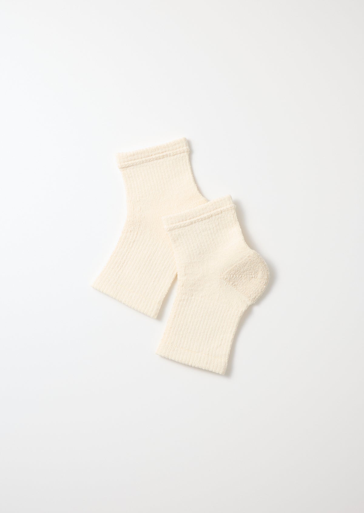 RAW WHITE