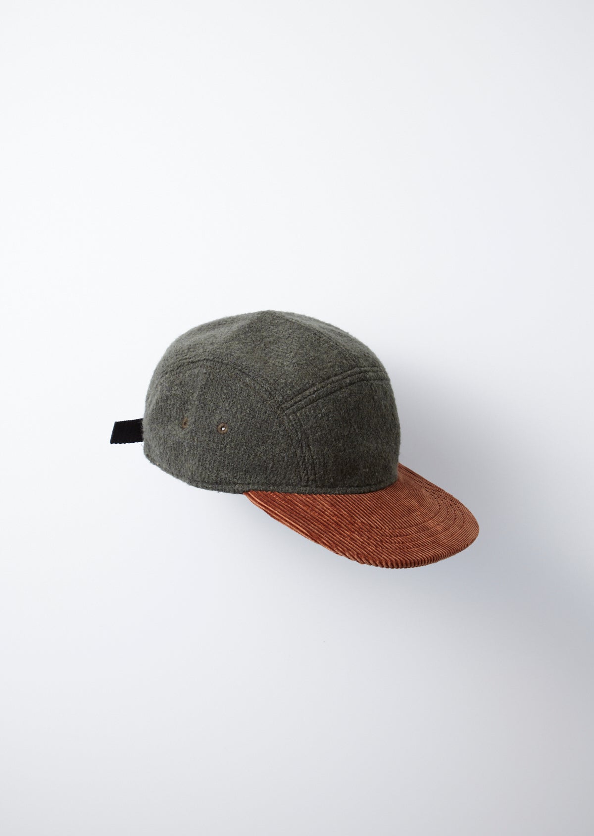D.OLIVE